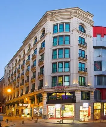 Zagreb Hotel - Dış Mekan