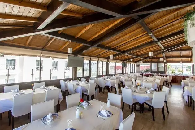 Hotel Zahrat Al Jabal - Yerinde Yemek