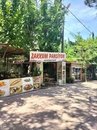 Zakkum Pansiyon - Yerinde Yemek