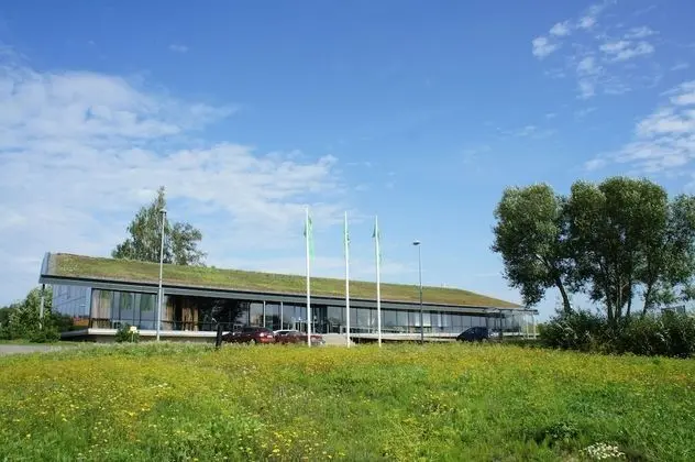 Zaliasis Slenis Hotel