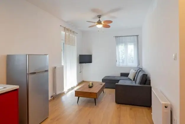 Zalman s Cozy 1 BR Free Wifi Upper Place - Oda