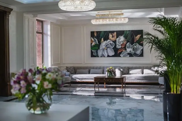 Zarafshon Parkside Hotel