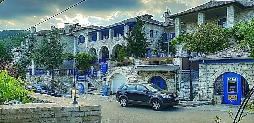 Zarkada Archontiko Hotel - Dış Mekan