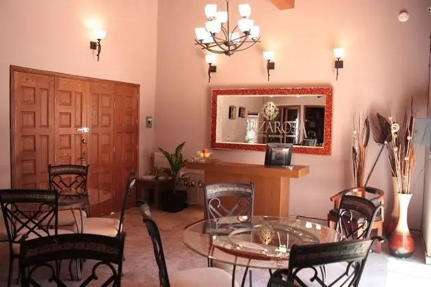 Zarzarosa Hotel Boutique - Lobi