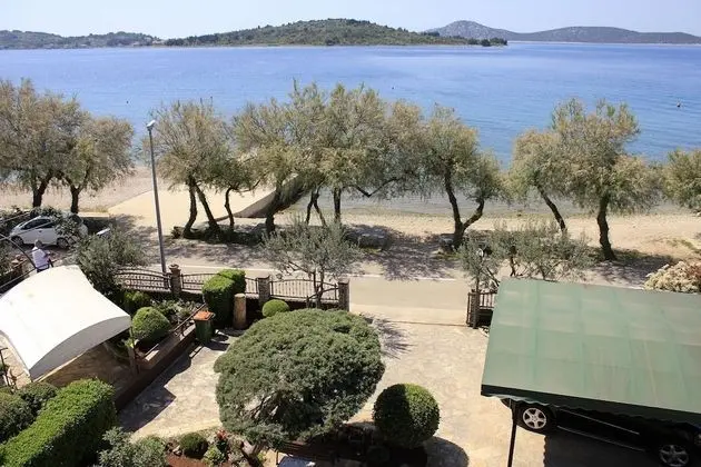 Zdenka - 10 m From the Beach - A1