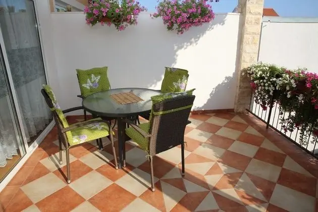 Zdenka - Cosy Apartments for 2-3 Person - A1B - Öne Çıkan Resim