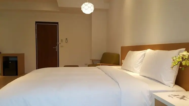 Ze Hu B&B