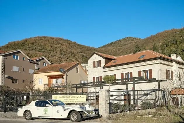 Zebra Hotel - Dış Mekan