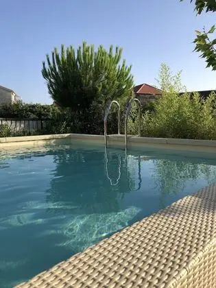 Zebra Hotel - Havuz