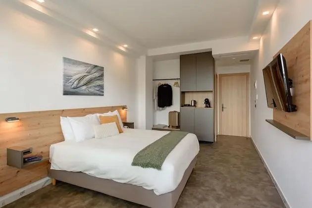 Zed Suites Airport by Airstay