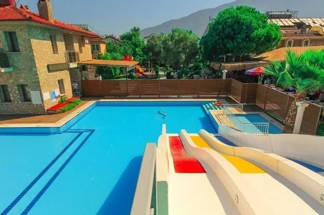 Zehra Hotel - Havuz