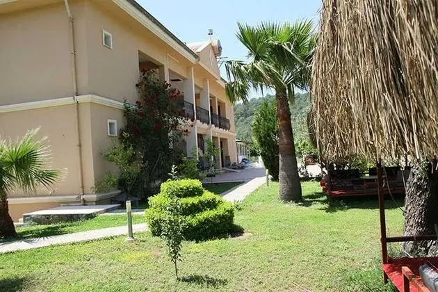 Zehra Hotel