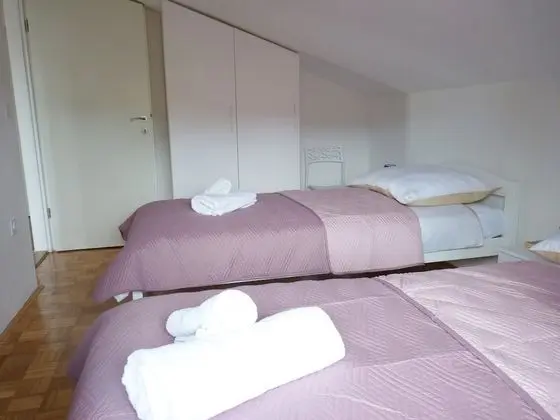 Željko - Affordable and With sea View - A1 - Oda