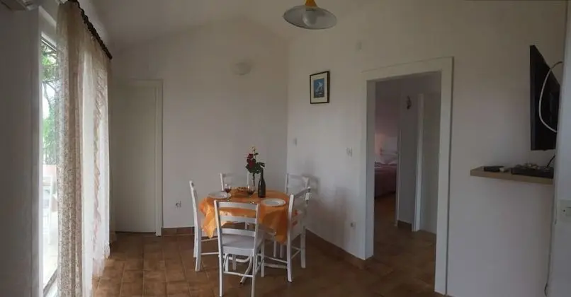 Željko - Affordable and With sea View - A1 - Yerinde Yemek