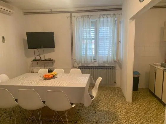 Željko - Large Terrace - A1 - Öne Çıkan Resim