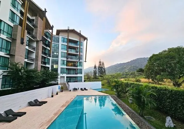 Zen Next Condo Khao Yai by ZV - Havuz
