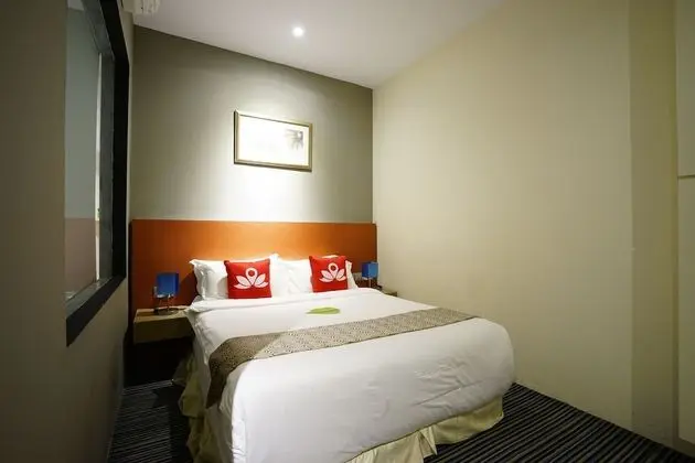 ZEN Rooms Changi Village - Oda