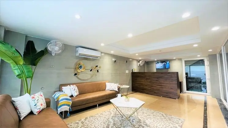 ZEN Studios - DLF CyberCity Gurgaon - Lobi