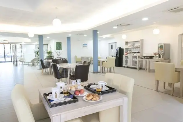 ZENAO Appart'hotel Albi - Yerinde Yemek