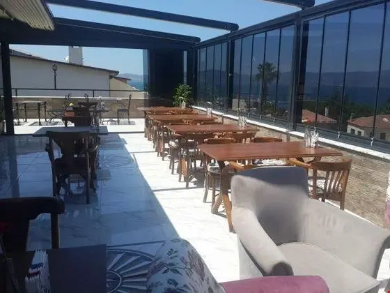 Zenger Hotel - Genel