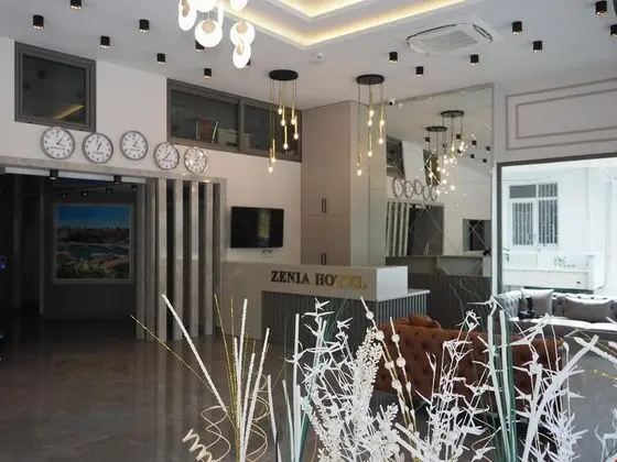 Zenia Otel - Lobi