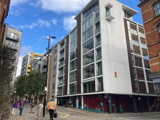 Zenith City Centre Apartment - Stay Longer and Save