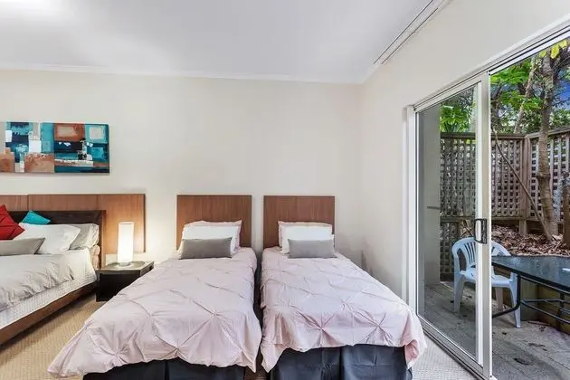 Zenith Studio Unit 3, 10 Messines Street - Oda