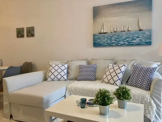 Zennova 35 Kallithea Blue Paradise