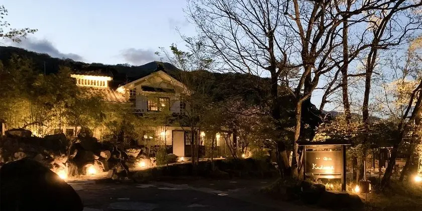 Zenshitsu Rotentsuki Hanare No Yado Beppu Yuya