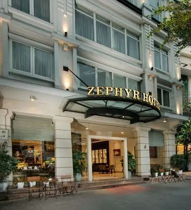 Zephyr Suites Boutique Hotel - 1
