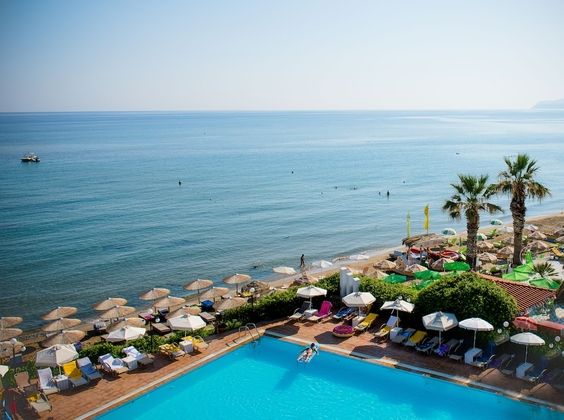 Zephyros Beach Boutique Hotel