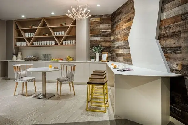 Hotel Zero Degrees Danbury - Lobi