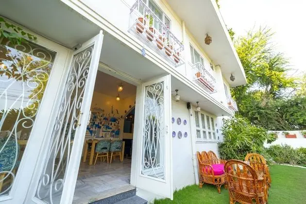 Zest-A Boutique Hotel