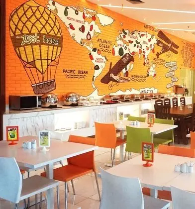 Zest Hotel Airport Jakarta - CHSE Certified - Yerinde Yemek