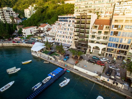 Hotel ZetaFotoğrafı