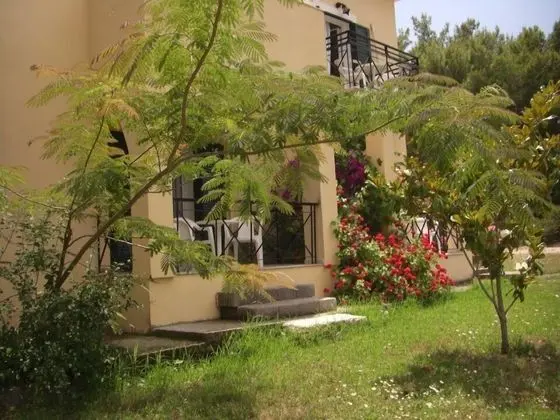 Zeus Hotel - Dış Mekan