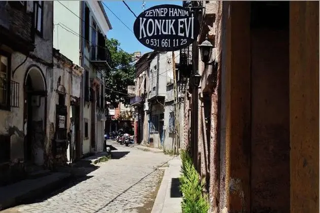 Zeynep Hanım Konukevi