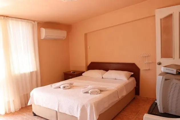 Zeytin Otel Altınoluk