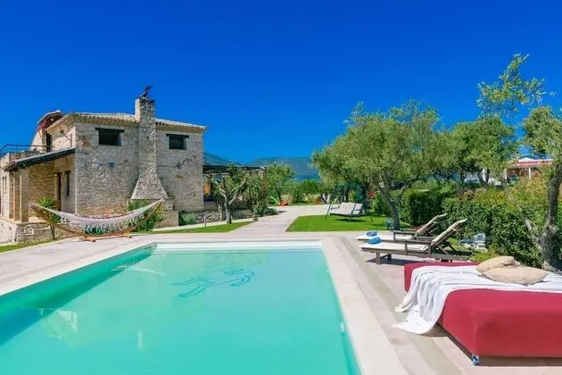 Villa Zeza - The Ultimate Family Villa - Havuz