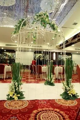 Zhenbao Holiday Hotel Nanjing Yuhua - İç Mekan