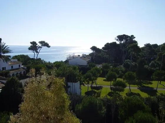 Zhimbad B&B by the sea