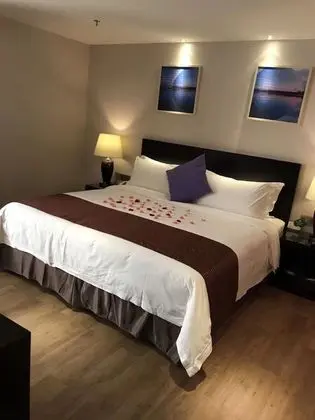 Zhuhai Aqueen Hotel - Oda