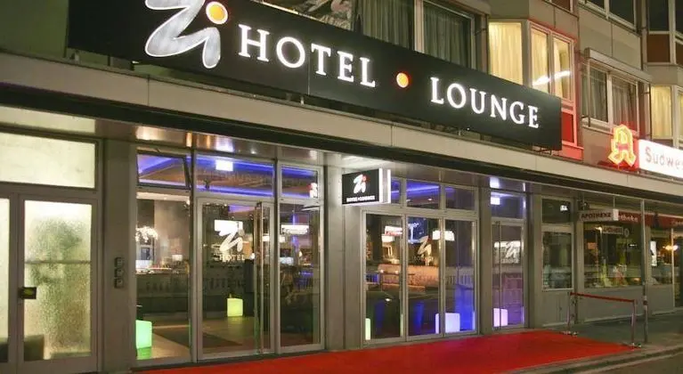 Zi Hotel & Lounge