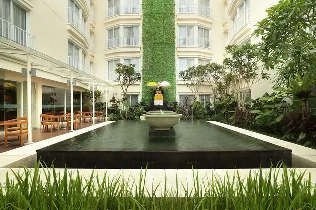 ZIA Hotel Kuta - CHSE Certified - Dış Mekan