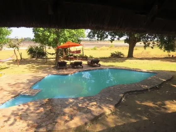 Zikomo Safari Camp - Havuz