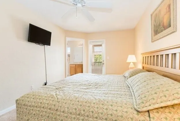 Zirkil's Old Town Hideaway