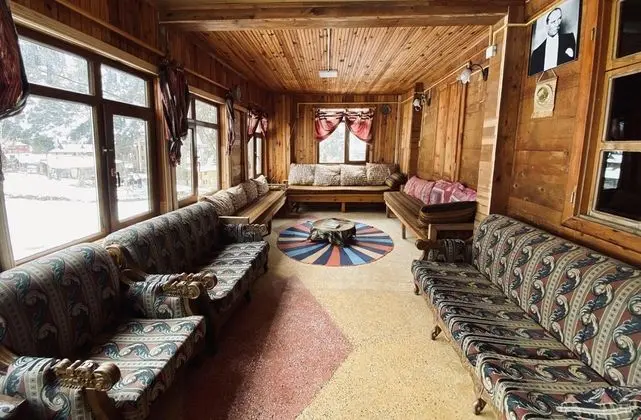 Zirve Ahşap Pansiyon - Genel