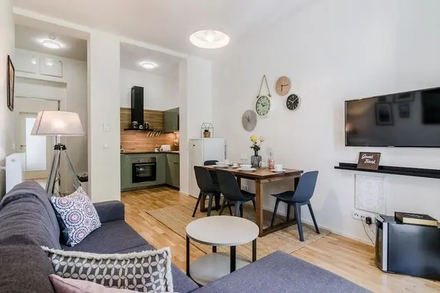 Zizkov APT Prague by Michal&Friends - Öne Çıkan Resim