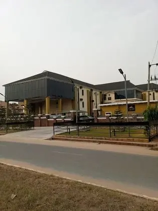 Zoe's International Hotel