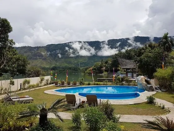 Zoe's Paradise Waterfront Hotel - Havuz